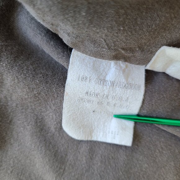 Vintage Men's Fishing Vest S Khaki Canvas Outdoor Made in USA New River Co - Picture 7 of 10